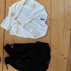 Stickade koftor - Vit kofta strl S, Svart Kofta strl S