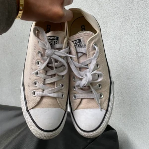 Converse  - Jätte söta ljusrosa converse🌸💕