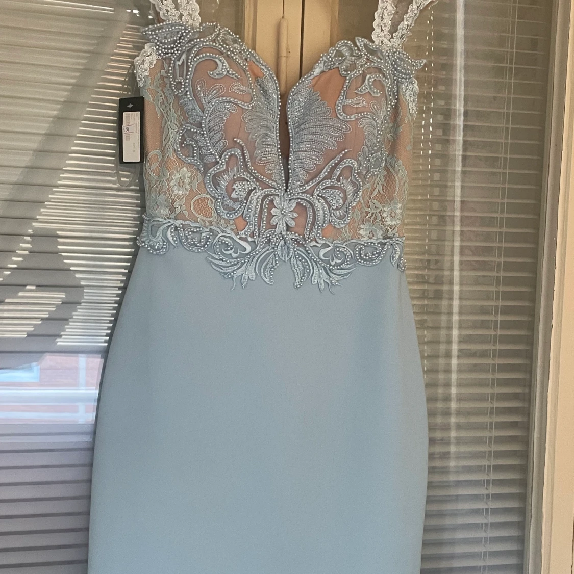 Festlig klänning i en fin blå färg.