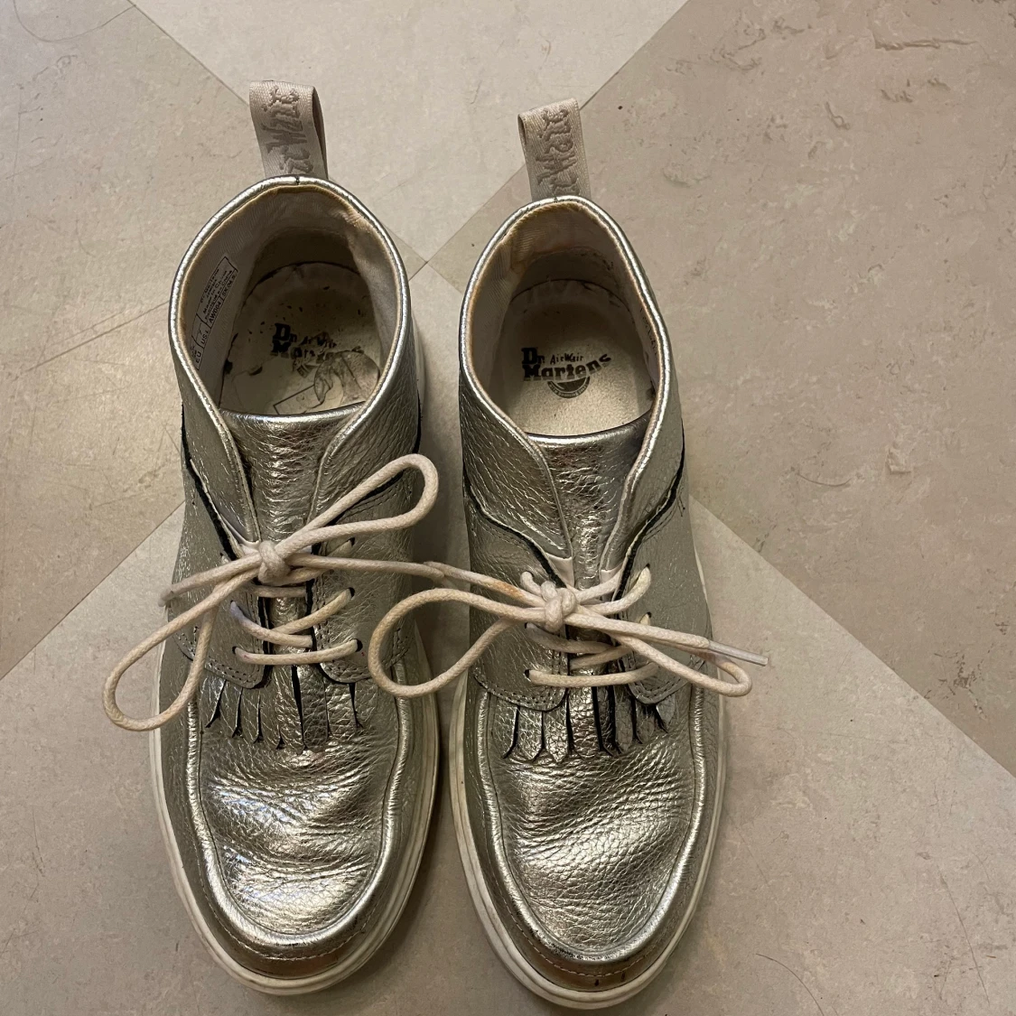 Dr Martens silver skor  - 91