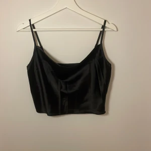 Topp - Svart top