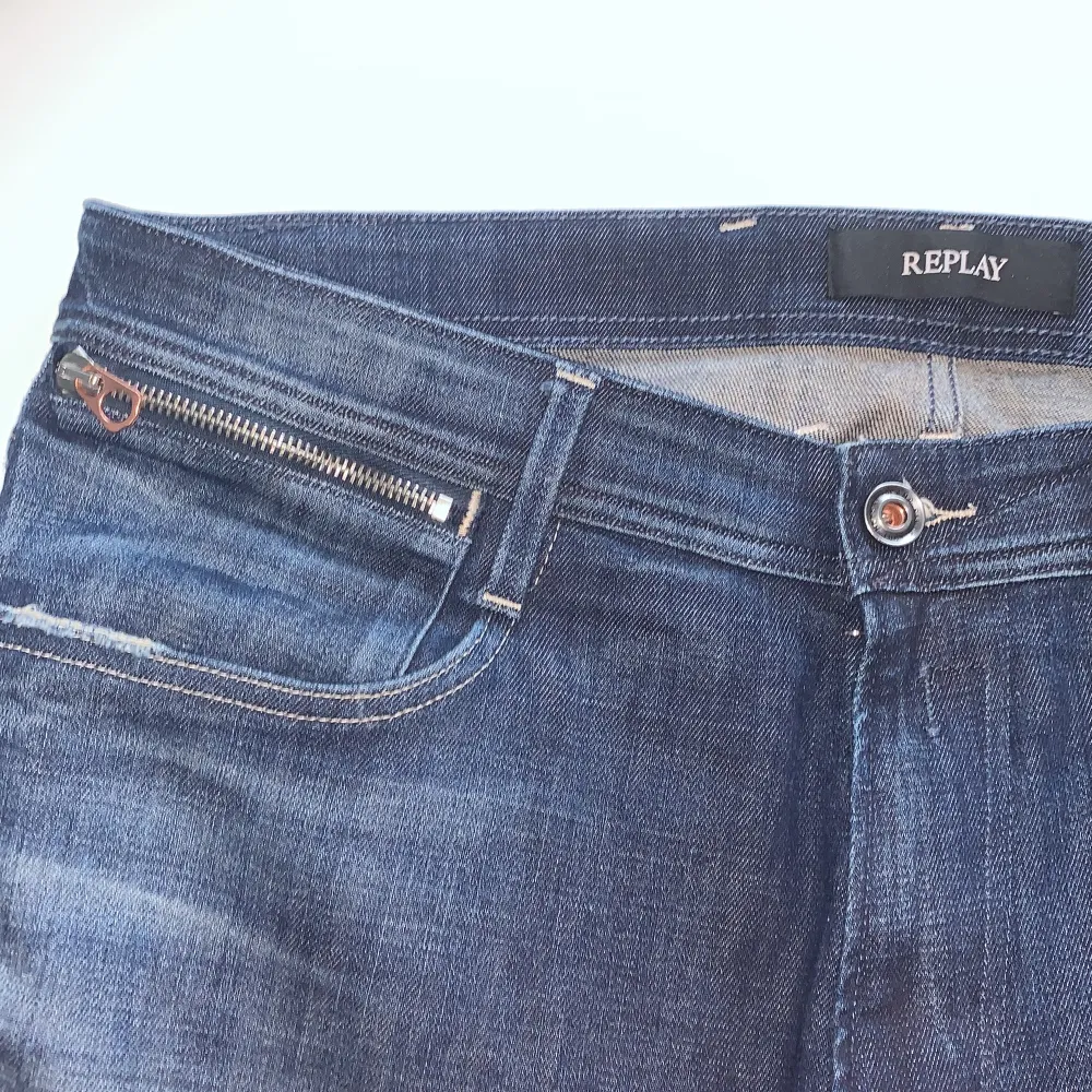Replay jeans använda 3 gånger perfekt skick.. Jeans & Byxor.