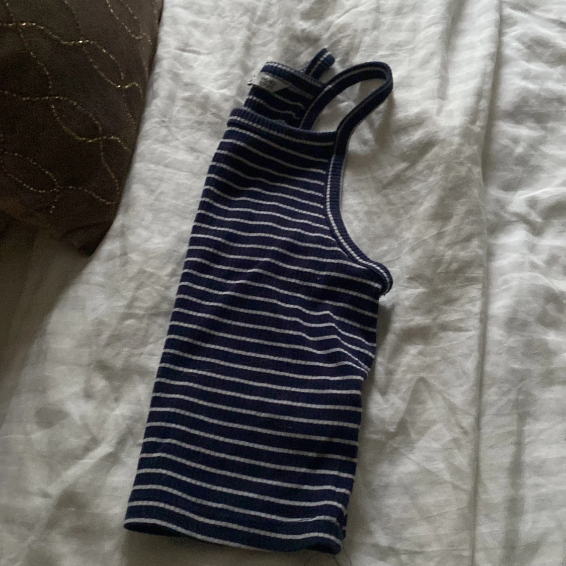 Fint randigt, mörkblått linne från Cubus storlek 146-152cm men passar mig som är 158