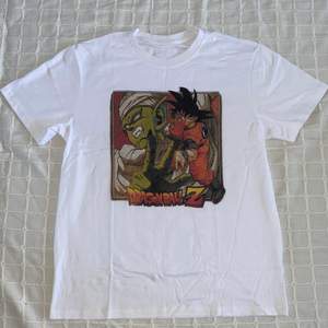 Dragon Ball t-shirt strl. M
