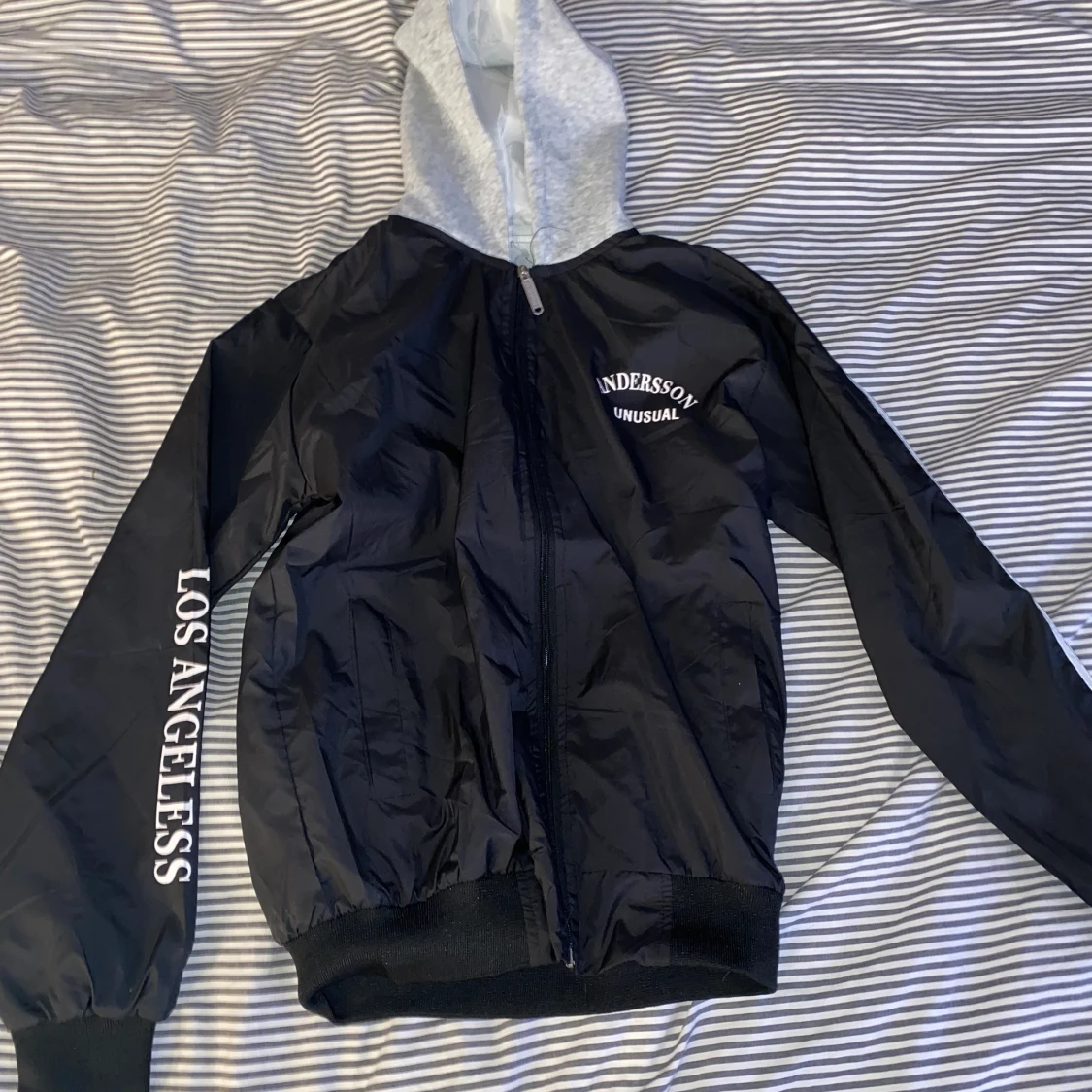 Jacka med tryxk - 90