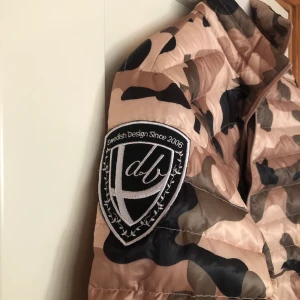 D.brand jacka  - Helt ny D.brand jacka storlek xl