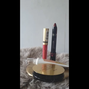 Smink  - MAX FACTOR + IDUN Minerals Lip Crayon 2,5 gr  Allt helt nytt och oöppnad 