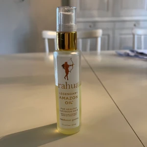Rahua legendary amazon oil - Säljer denna grymma hårolja då den inte kommer till användning. Mer än halva kvar. Nypris 569:-
