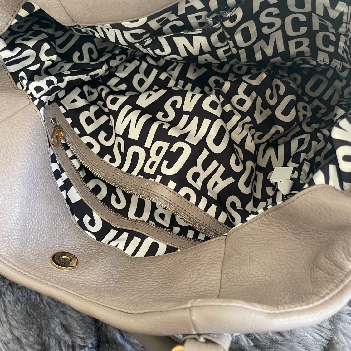 Marc by jacobs  - 90