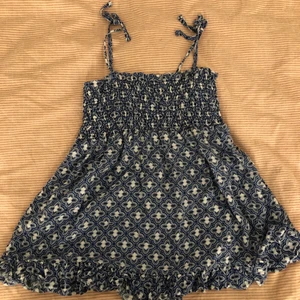 Fin topp  - En fin mönstrad topp från Kappahl  Passar om man har xs också 