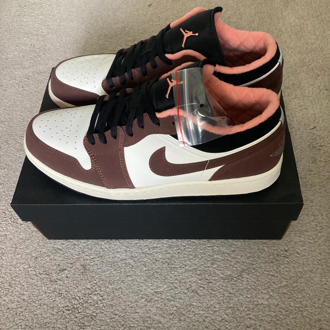 Jordan 1 mocha low  - 90