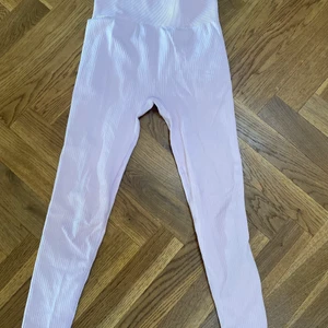 Purple Workout tights  - Size XS from H&M 