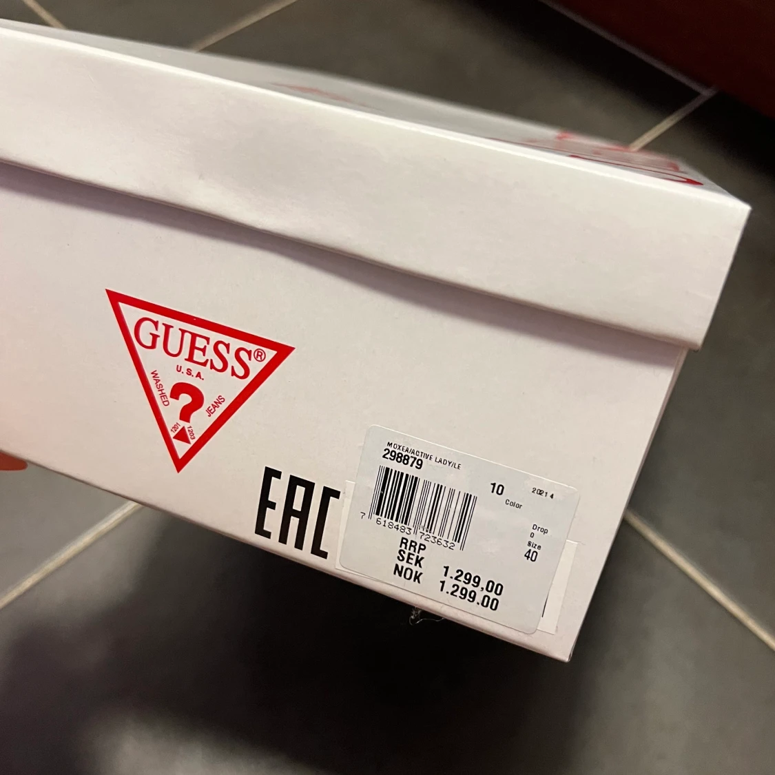 Guess skor nya  - 91