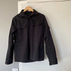 New look overshirt - Välldigt snygg och skon overshirt använd mycket men fortfarande bra skick