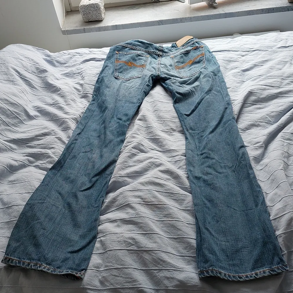 Vintage jeans i mycket bra kvalité. Storlek:30/34 Material: 100% bomull.kan mötas I Stockholm. Leverans går även, för pris kontakta mig. Jeans & Byxor.