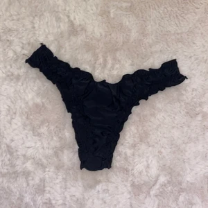 Bikini trosor  - Helt nya bikinitrosor från shein storlek M men passar även S. Hygienlappen sitter kvar