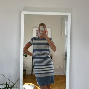 Strandklänning - Så skön strandklänning från Bikbok i strl XS, säljs för 70kr + frakt!