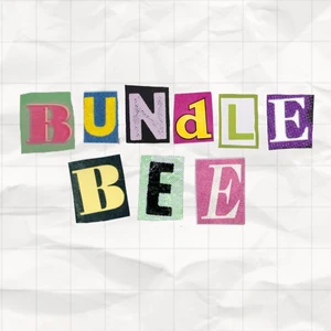 Introduktion <3 - Hej! Vi heter Hanna (vänster) och Marliese (höger). Vi har under året drivit ett klädföretag som UF och ska snart avveckla. Här på Plick kommer vi sälja kläder och accessoarer. Vi kommer inte returnera plagg och fraktkostnad inkluderas inte i priset för plagget. Vi tar Swish. 🐝🌸🪷🪲👒👛🌿⭐️🌷🍀