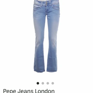 Lågmidjade jeans - Lågmidjade jeans köpa från sellpy. Var tyvärr för små, därför säljer jag🙁