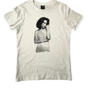 Topp - Topp med tryck, inga defekter 