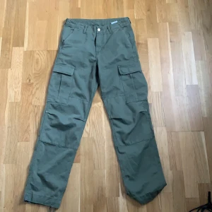 Carhartt Cargo Pants - Cargo pant 29/32 perfect condition