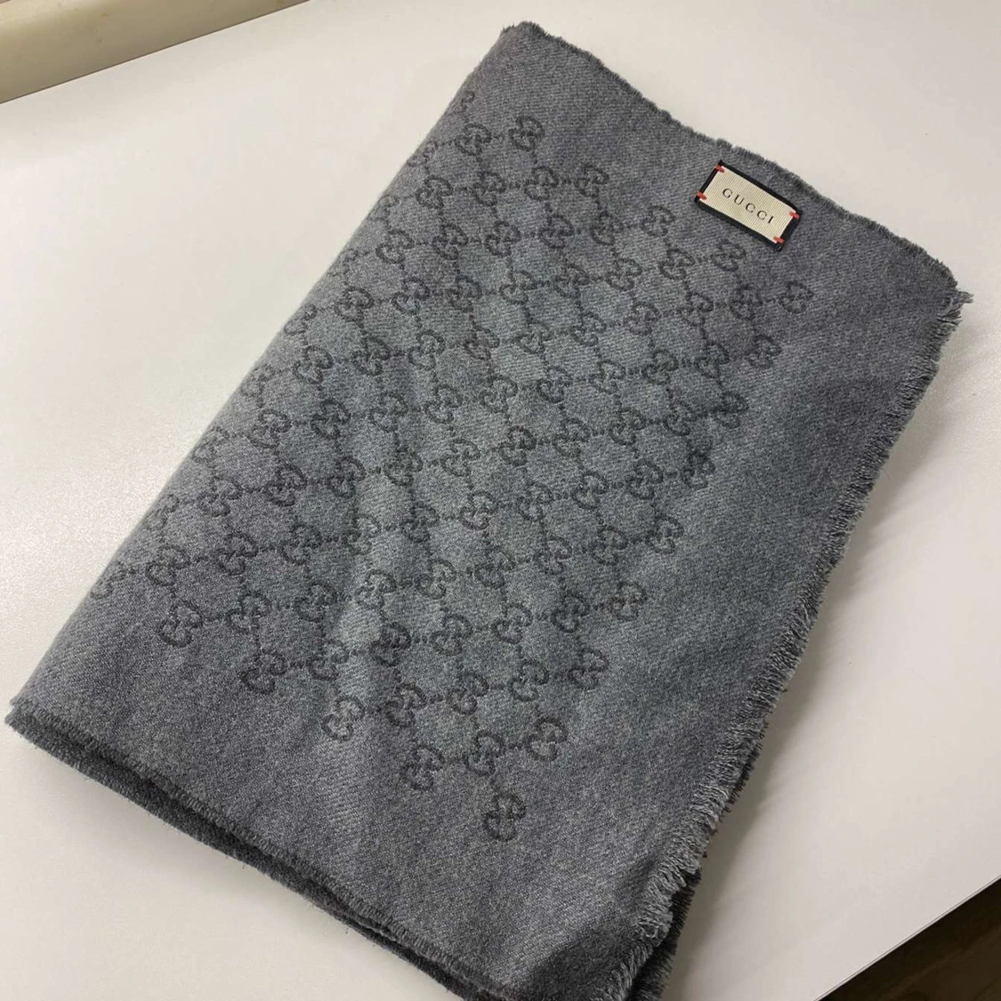 Äkta gucci halsduk  - 91