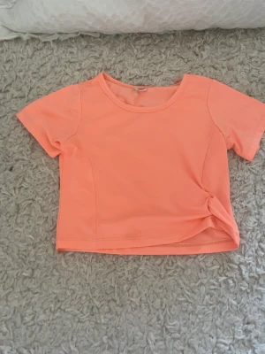 Tränings tröja  - Fin knappt använd tränings tröja 