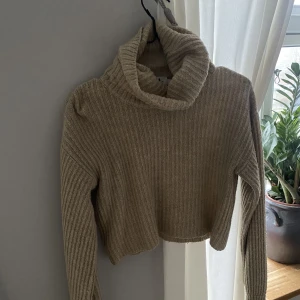 Stickad tröja - Stickad tröja från NAKD x Linn Ahlborg. 