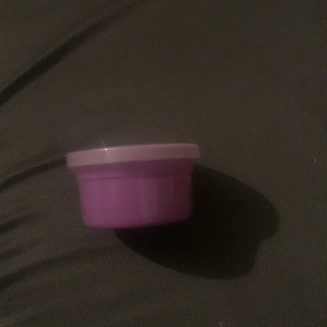 slime för 5kr och det är typ en sand slime. den är inte öppnad: - 90