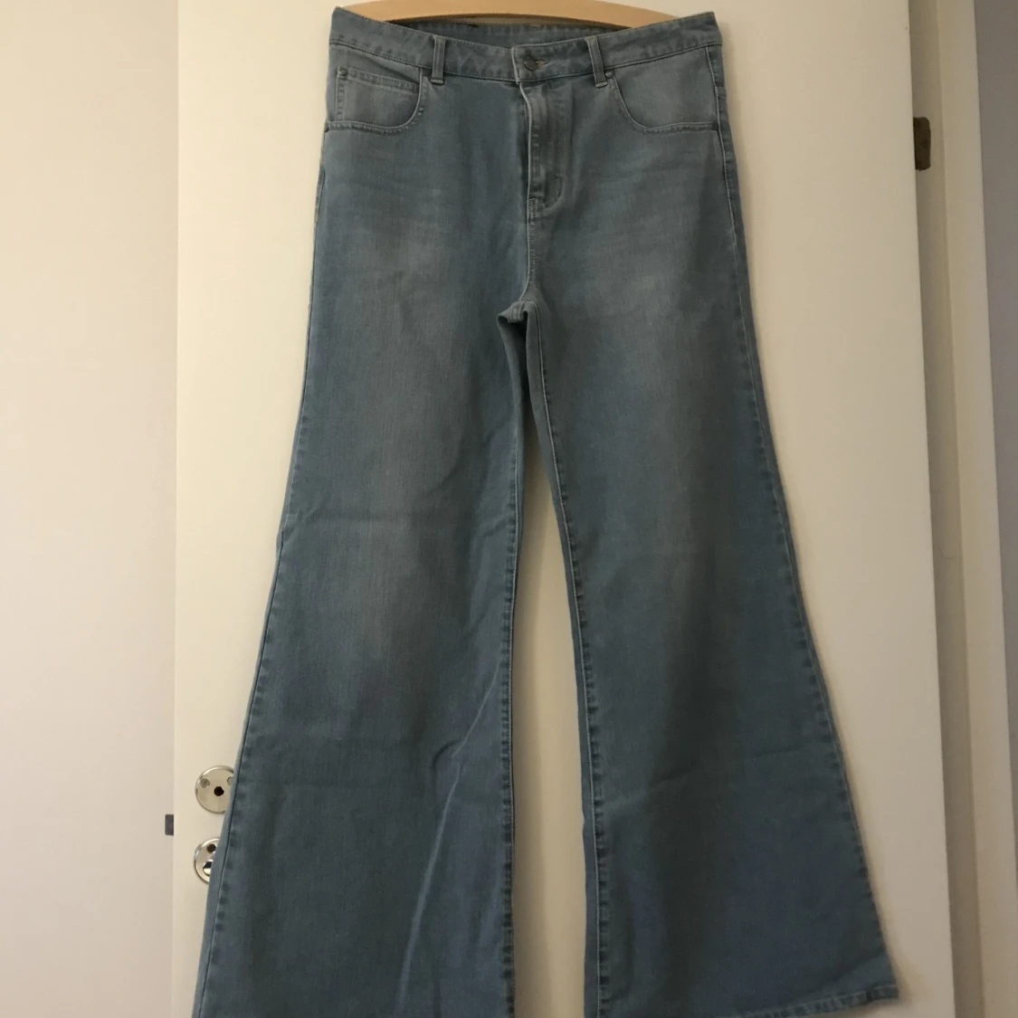breda jeans från Dr Denim