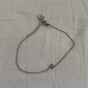 Armband Edblad - Säljer armband från Edblad i silver färg och i nyskick💗 DMa för frågor Frakt 15kr✨ 