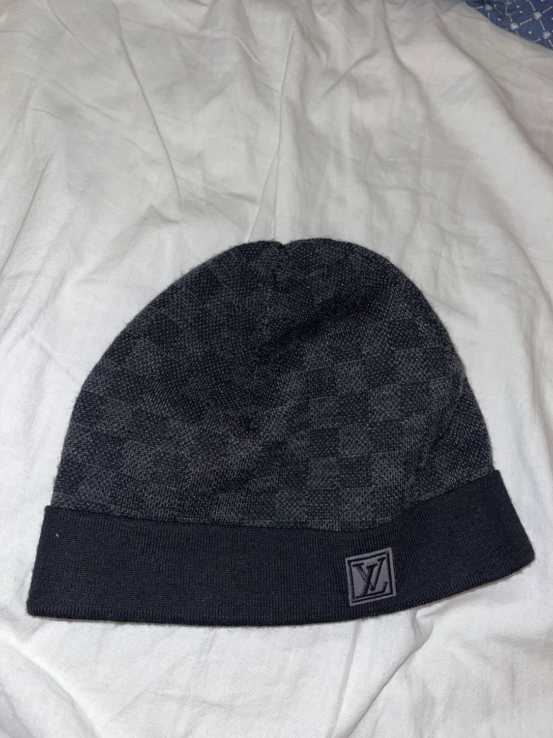 Louis Vuitton mössa 