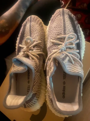 Adidas yeezy Stl 11,5 (451/3 - Nya adidas yeezy boozt i Stl 45 1/3