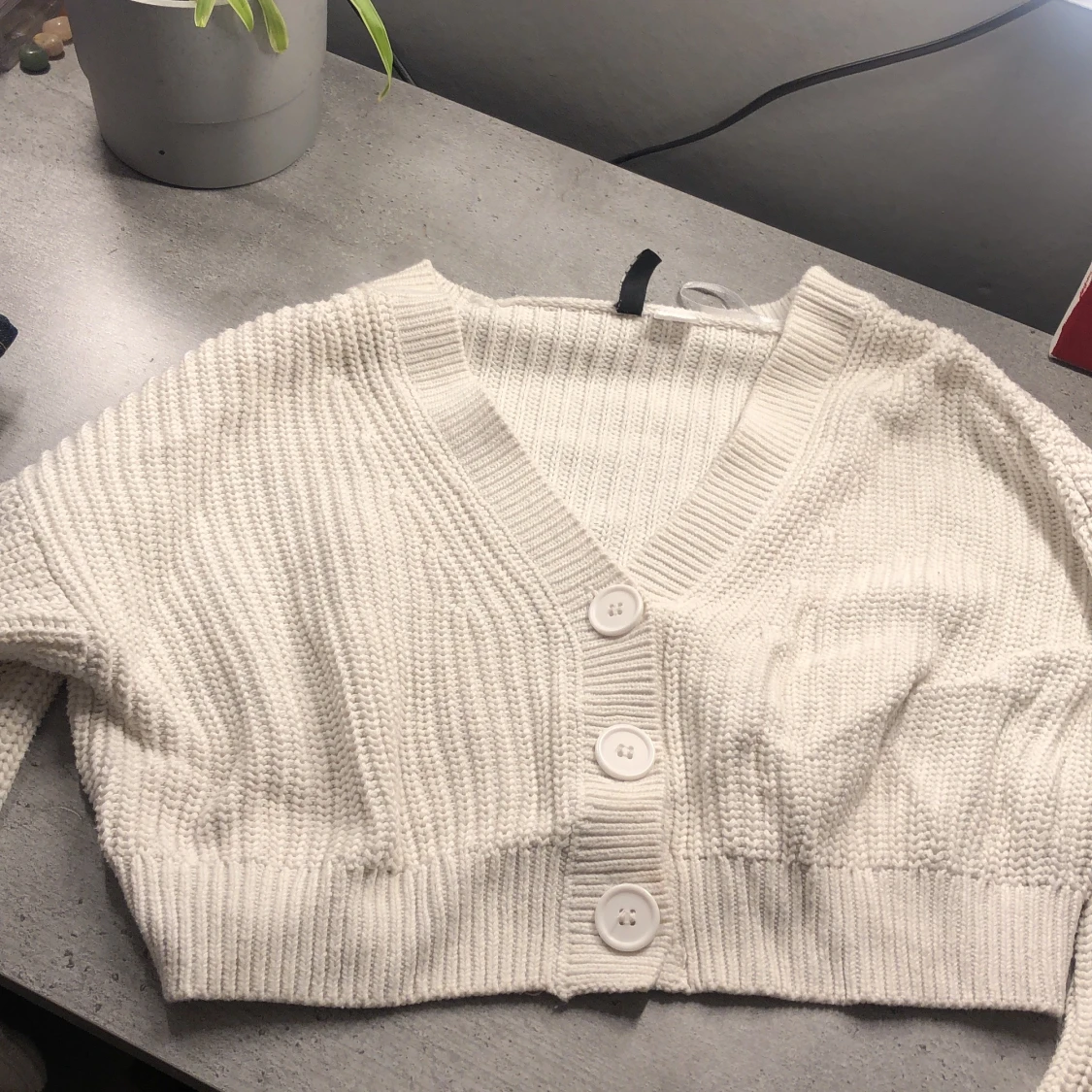 Vit kofta hm divided