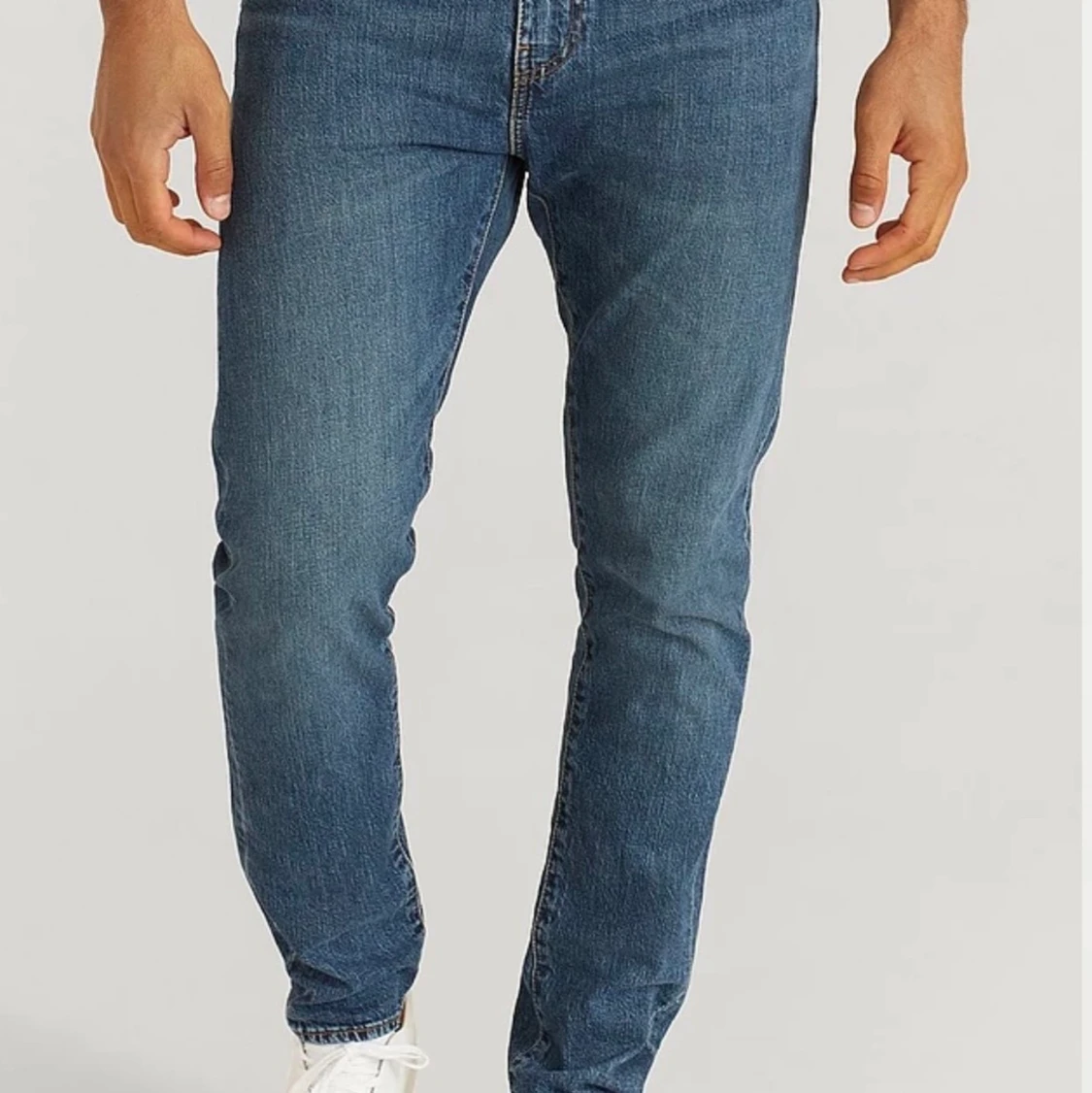 Levis 512