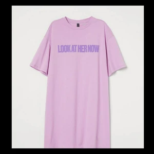 Klänning/t-shirt från H&M - En t-shirt/klänning från h&m.