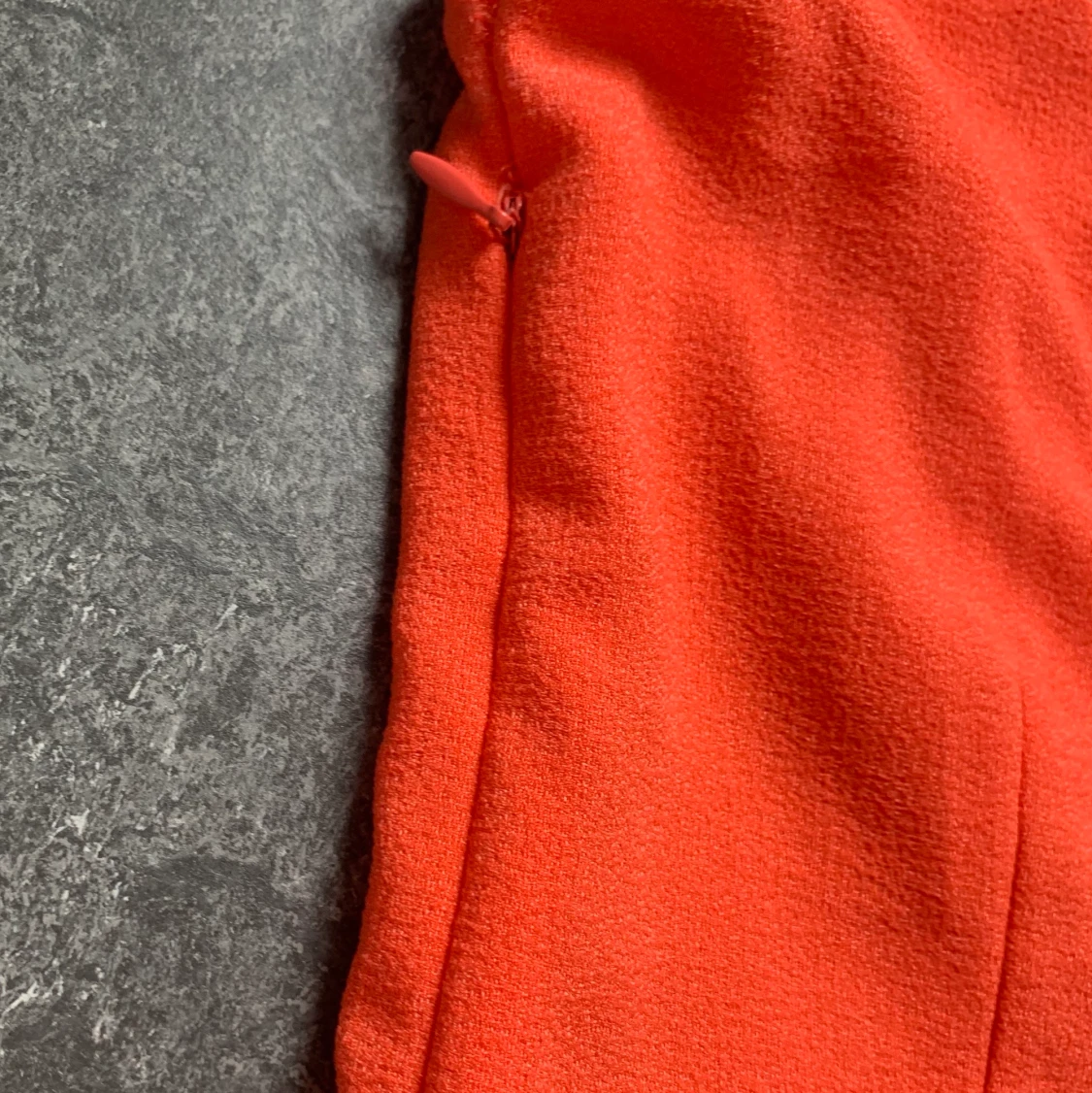 Orange klänning storlek 34 - 91