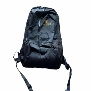 Arcteryx Väska - Skick - 7/10 | Fel - några lösa trådar | DM för frågor