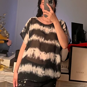 Cellbes - 💜Storleken är 42/44 💜Hör gärna av dig om du vill se fler bilder. 