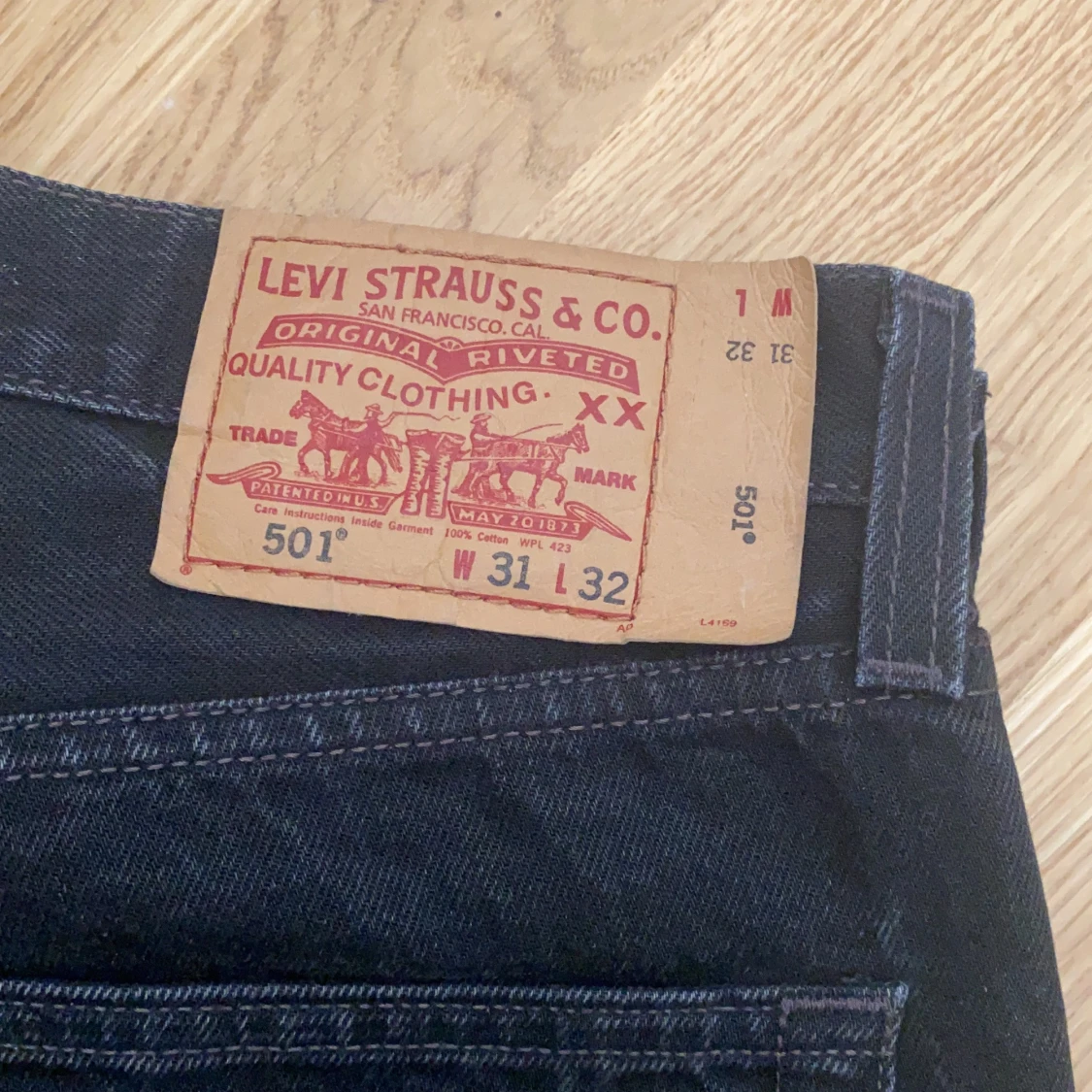Levis 501 svart - 90