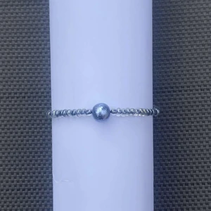 Armband - Blått/svart/genomskinligt armband! Storlek är valfri! 10% av kostnaden går till organisationen Mind! 💓