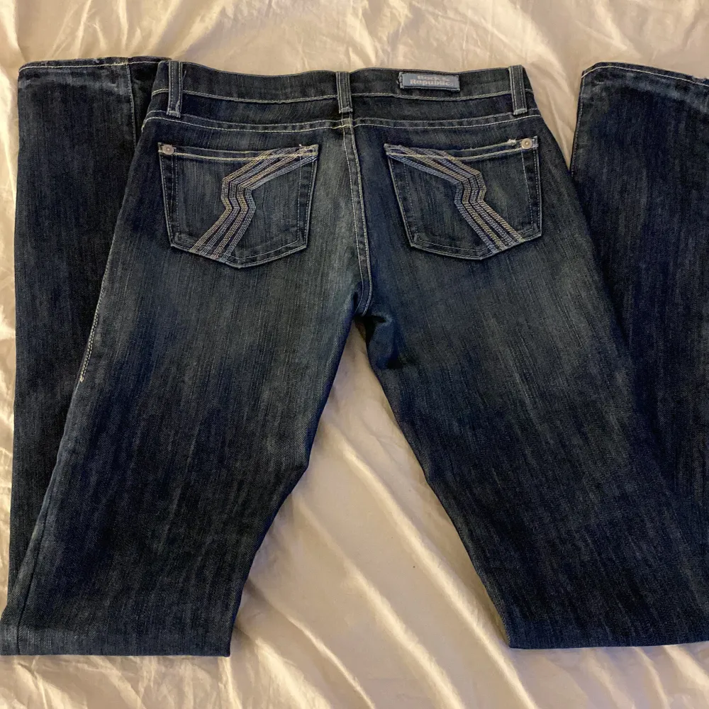 Ass snygga jeans från rock and republic. Kan sänka priset för snabb affär. Jeans & Byxor.