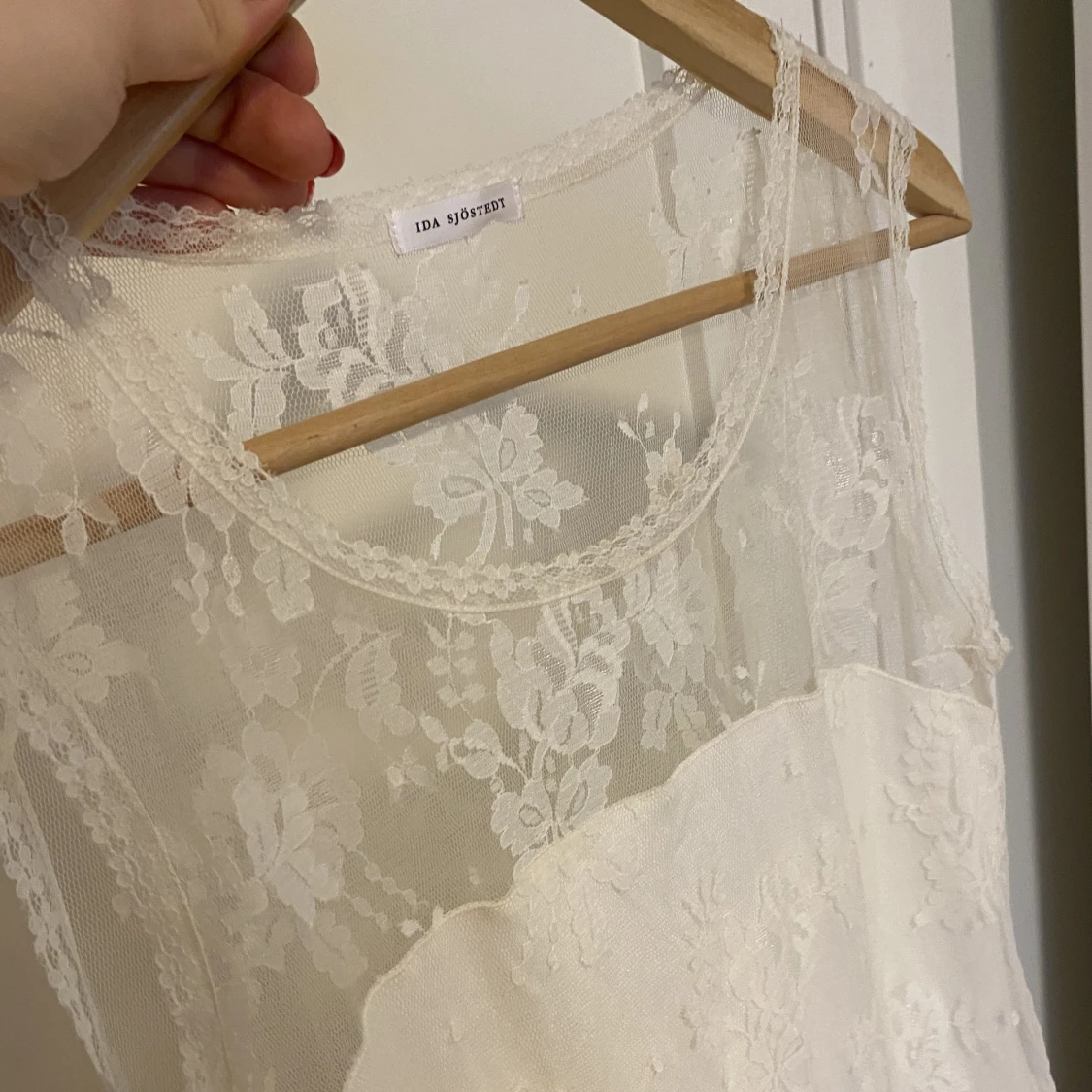 Spetsklälnning från ida sjöstedt - 91