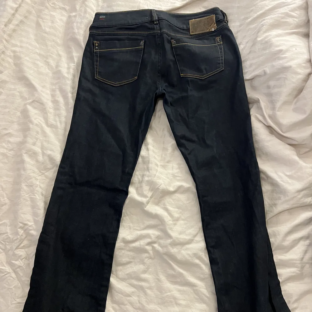 Lågmidjade jeans från diesel i storlek W30 L32. Jeans & Byxor.