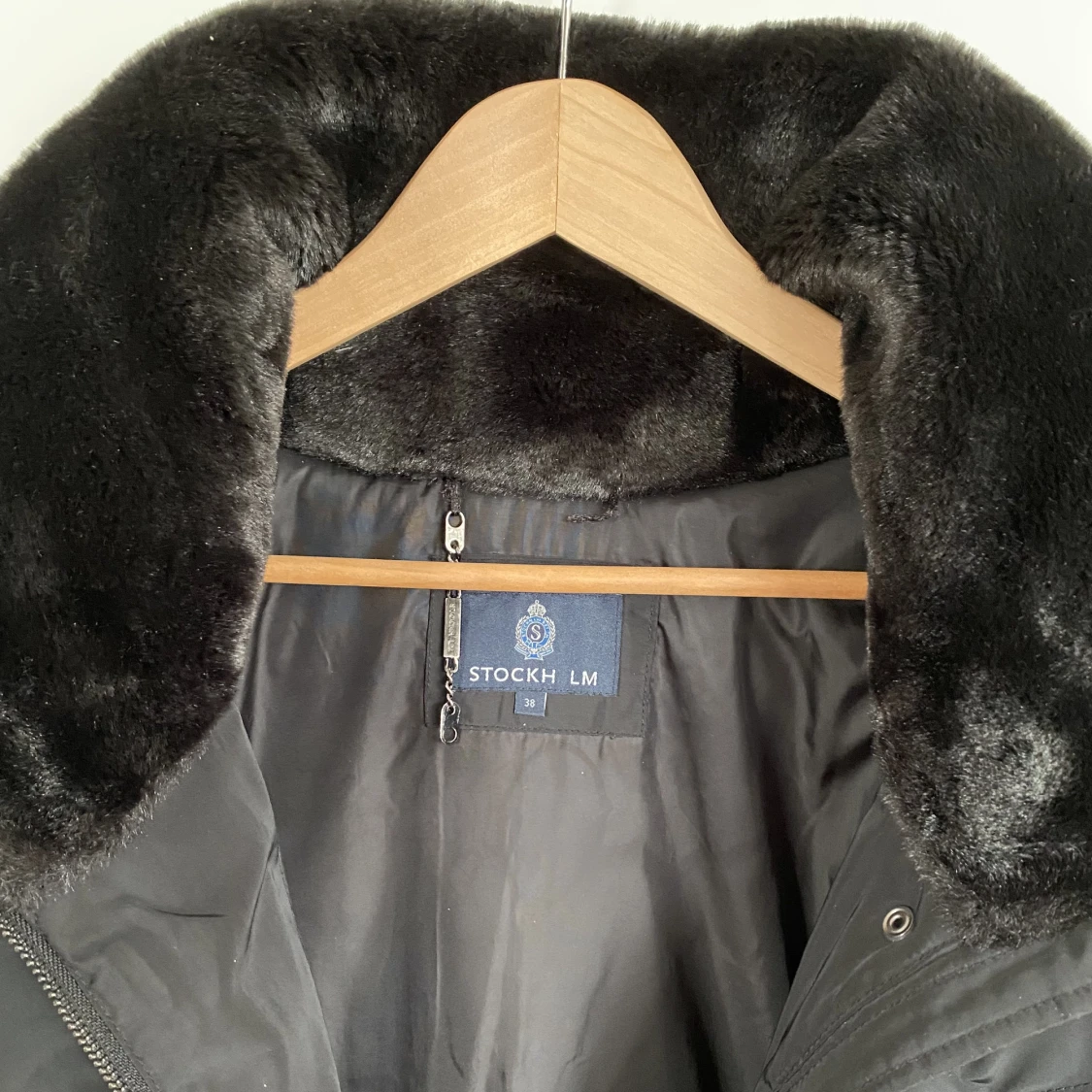 Täckjacka med skinnkrage - 90