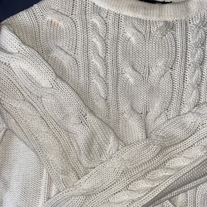 Stickad tröja  - Mysig stickad tröja 🤍