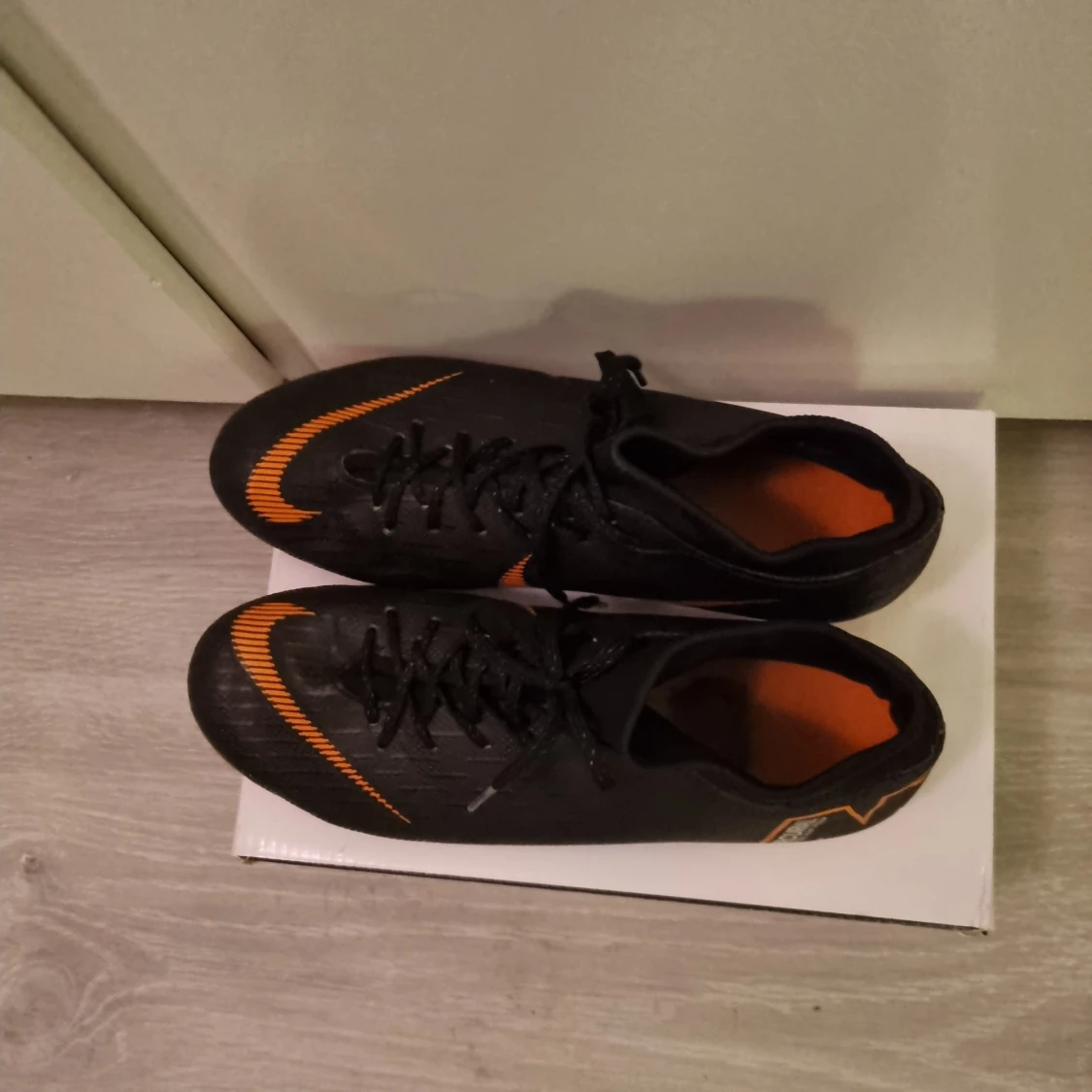 Fotbollsskor - 91