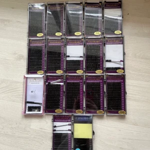 Fransförlängning 9-14mm 0,07 D - Säljer fransar till fransförlängning i längderna 9 mm - 14 mm. Har olika många från varje längd. Tjocklek 0,07 D böj. Kan mötas upp i Linköping eller frakta. Skriv för fler bilder 💕