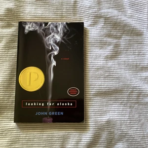 Looking for Alaska by John Green - bok i väldigt fint skick. Pris inkl.frakt
