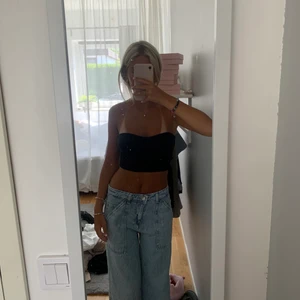 Tubtopp - ⚠️TRYCK EJ PÅ KÖP DIRELT⚠️ Jättefin tubtopp jag köpte på shein men inte kmr till användningsområde 